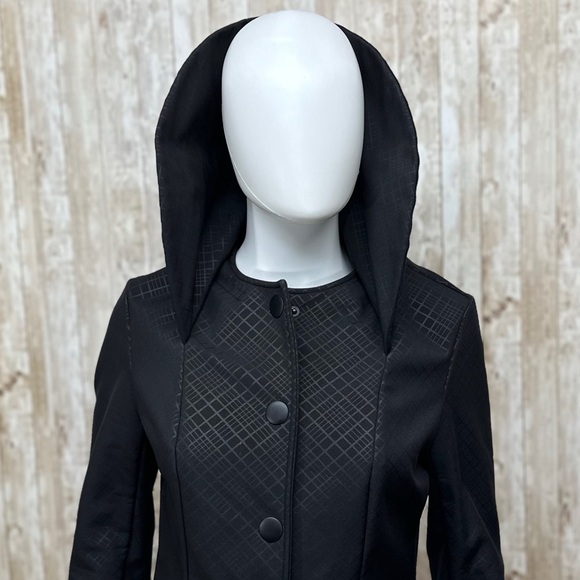 Betabrand San Francisco Phyllis Day Coat - Picture 9 of 11